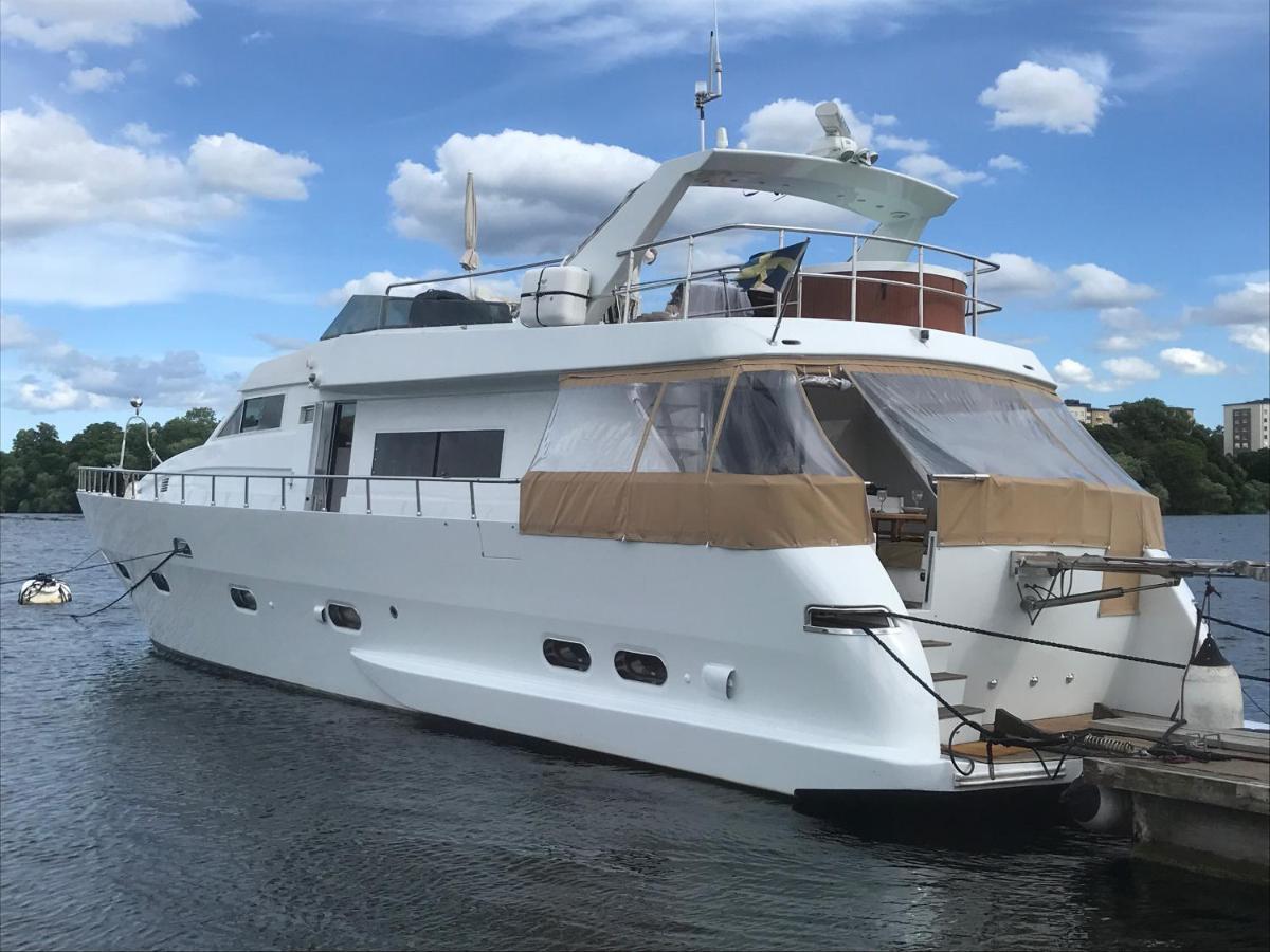 Botel Vip In A Luxurious Yacht Stockholm